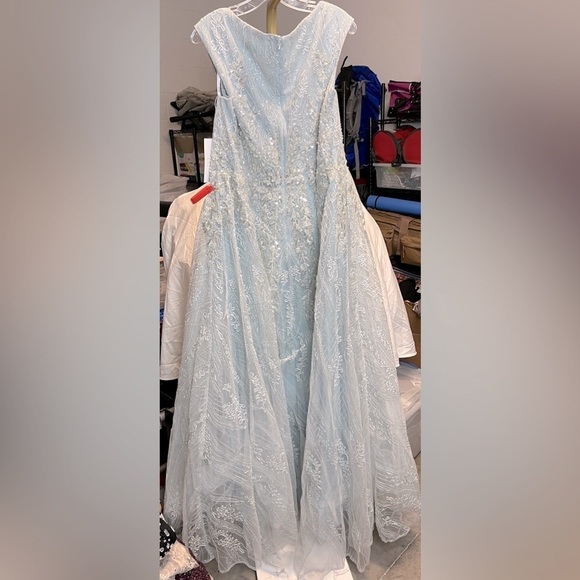 Mac Duggal 20312 Embroidered Sleeveless A Line Gown - Picture 4 of 14